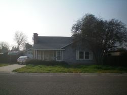 Pre-foreclosure Listing in S BARDO ST VISALIA, CA 93277