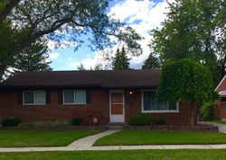 Pre-foreclosure in  LORETTA AVE Warren, MI 48091