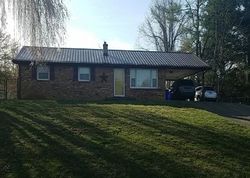 Pre-foreclosure Listing in FOREST DR HILLSVILLE, VA 24343