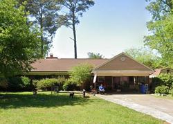 Pre-foreclosure in  CONSOLE AVE Norfolk, VA 23518