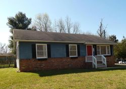 Pre-foreclosure Listing in GREEN ARBOR DR FREDERICKSBURG, VA 22407