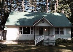 Pre-foreclosure Listing in VILLAGE VIEW RD LAKE LUZERNE, NY 12846