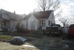 Pre-foreclosure in  CADILLAC AVE Warren, MI 48089