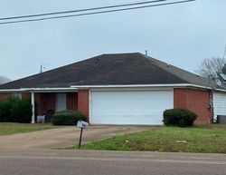 Pre-foreclosure Listing in KING RANCH RD CANTON, MS 39046