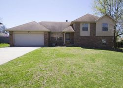 Pre-foreclosure Listing in W MAPLEWOOD ST SPRINGFIELD, MO 65807
