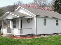 Pre-foreclosure in  BLUFF ST Missouri City, MO 64072