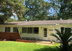 Pre-foreclosure in  OAKLANE DR Theodore, AL 36582