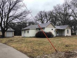 Pre-foreclosure Listing in E 1ST ST YORK, NE 68467