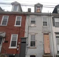 Pre-foreclosure Listing in SPRUCE ST EASTON, PA 18042