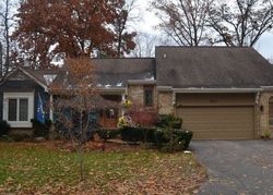 Pre-foreclosure Listing in WOODVIEW AVE WEST BLOOMFIELD, MI 48324