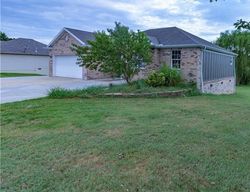  E Glendale Ln, Rogers AR