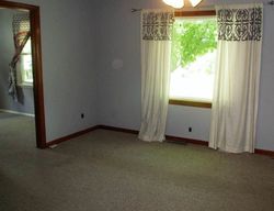 Pre-foreclosure in  S CREVE COEUR AVE Creve Coeur, IL 61610