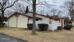 Pre-foreclosure Listing in FOREST SHADOWS DR SAINT LOUIS, MO 63136