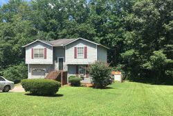 Pre-foreclosure Listing in BRADLEY CIR LITHONIA, GA 30038
