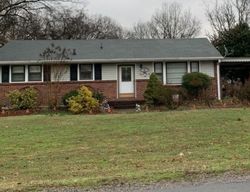 Pre-foreclosure in  WANDA DR Nashville, TN 37210