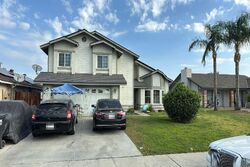 Pre-foreclosure in  RIDGEMONT ST Bakersfield, CA 93313