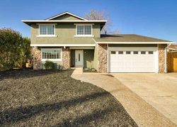 Pre-foreclosure Listing in ALMOND DR OAKLEY, CA 94561