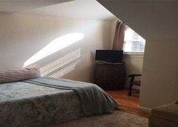  Meadowfield Ln, Glen Cove NY