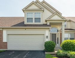 Pre-foreclosure in  EDGEBROOK CT Algonquin, IL 60102