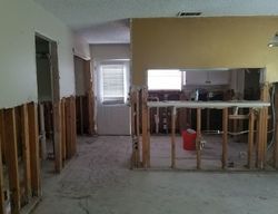 Pre-foreclosure in  BOULEVARD DE PROVINCE APT D Baton Rouge, LA 70816