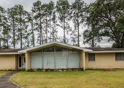 Pre-foreclosure in  W DAVIS ST Opelousas, LA 70570