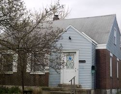 Pre-foreclosure in  CLUB AVE Allentown, PA 18109