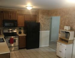 Pre-foreclosure in  GREENRIDGE DR Lancaster, PA 17601