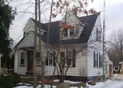 Pre-foreclosure in  N HAINESVILLE RD Round Lake, IL 60073