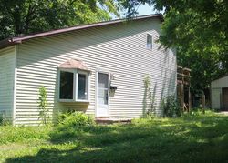 Pre-foreclosure in  N CENTER ST Princeton, IN 47670
