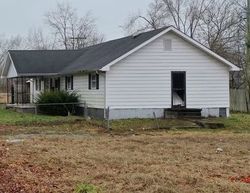 Pre-foreclosure in  FAIRFIELD AVE Charlestown, IN 47111