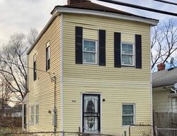 Pre-foreclosure in  WINKLER AVE Louisville, KY 40208
