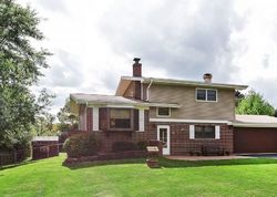Pre-foreclosure in  BROOKSIDE DR Elgin, IL 60124