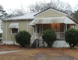 Pre-foreclosure in  COURT M Birmingham, AL 35228