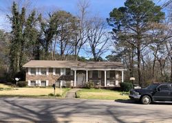 Pre-foreclosure in  MIAMI DR Birmingham, AL 35214