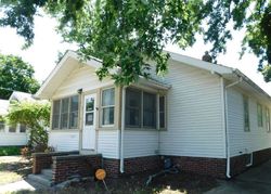 Pre-foreclosure in  CORNELL ST Des Moines, IA 50313