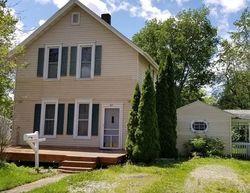 Pre-foreclosure in  MAIN ST Grinnell, IA 50112