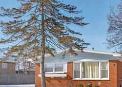 Pre-foreclosure in  BRENTWOOD DR Chicago Heights, IL 60411