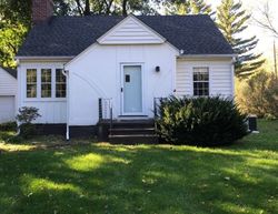 Pre-foreclosure Listing in POWIS RD WAYNE, IL 60184