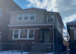 Pre-foreclosure in  S MARSHFIELD AVE Chicago, IL 60620