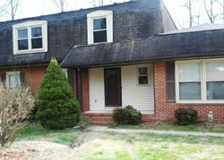 Pre-foreclosure in  CANDLEWOOD CT High Point, NC 27265