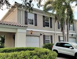 Pre-foreclosure in  COVE CIR Naples, FL 34119
