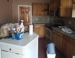 Pre-foreclosure Listing in ASH ST NEW BEDFORD, MA 02740