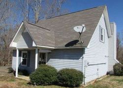 Pre-foreclosure Listing in OLIVER SMITH RD FLINTVILLE, TN 37335