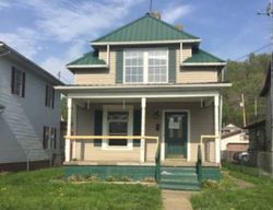 Pre-foreclosure in  OAKLAND AVE Catlettsburg, KY 41129