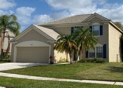 Pre-foreclosure in  N PLUM BAY PKWY Fort Lauderdale, FL 33321