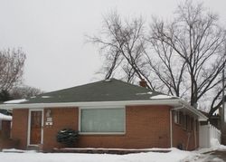 Pre-foreclosure in  N 89TH ST Milwaukee, WI 53222