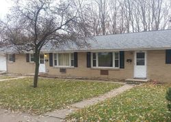 Pre-foreclosure in  FLINTRIDGE DR Rockford, IL 61107