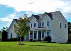 Pre-foreclosure Listing in GLEBE LN SCOTTSVILLE, VA 24590