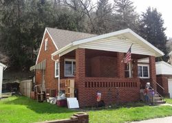 Pre-foreclosure Listing in ERIE AVE GLASSPORT, PA 15045