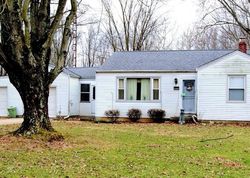 Pre-foreclosure in  GENE LN Batavia, OH 45103